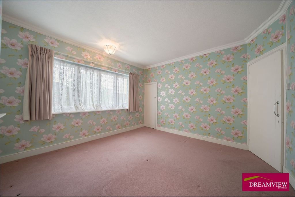 Property photo 3 of 15 Gallery