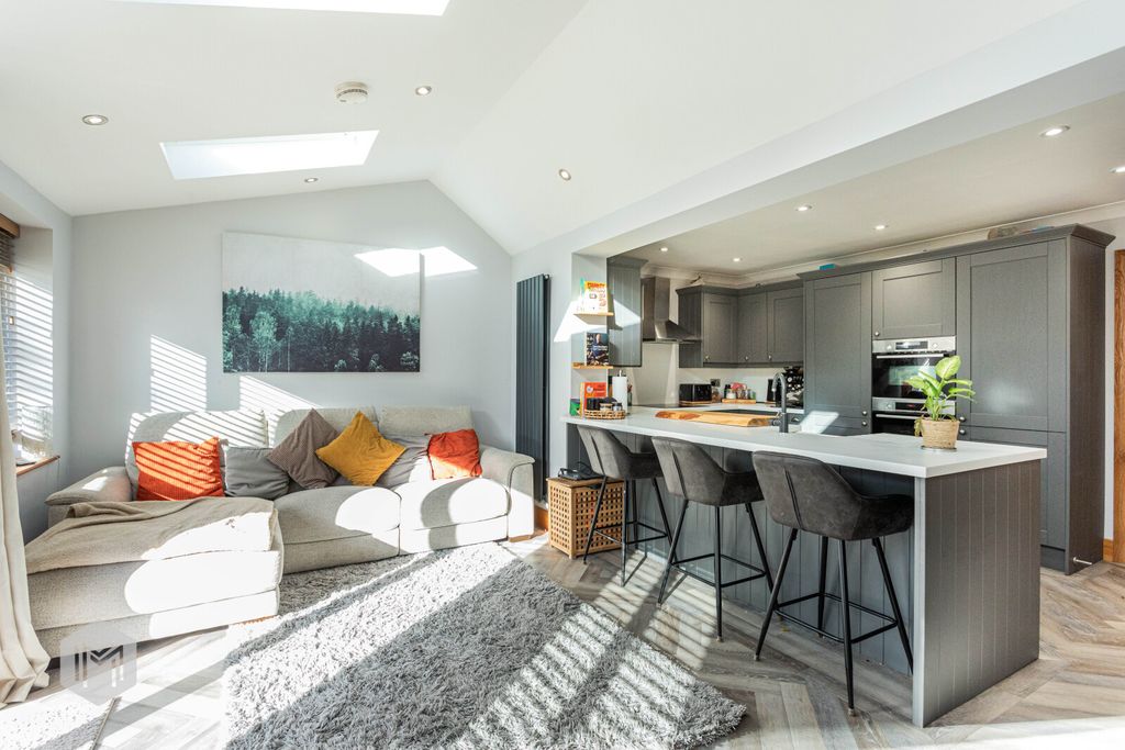 Property photo 3 of 25 Picture No. 09