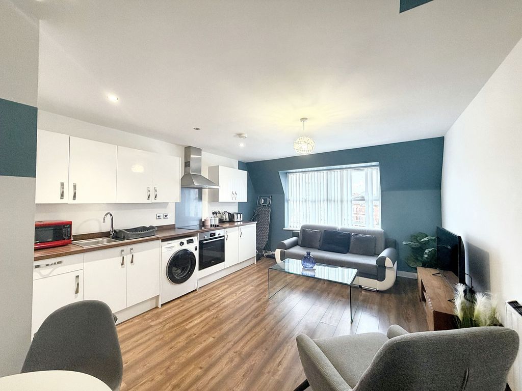 Property photo 1 of 6 Living Room