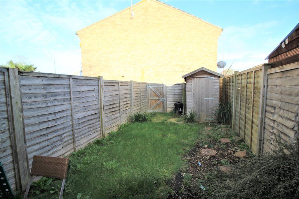 Property photo 3 of 9