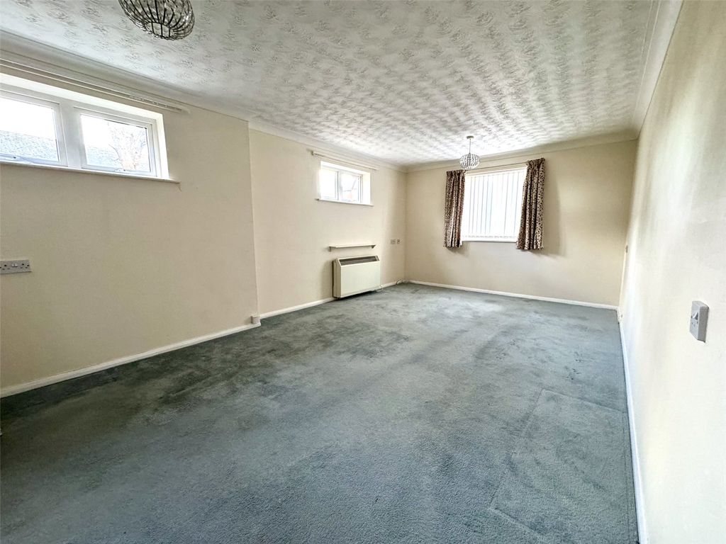 Property photo 2 of 9 Picture No. 20