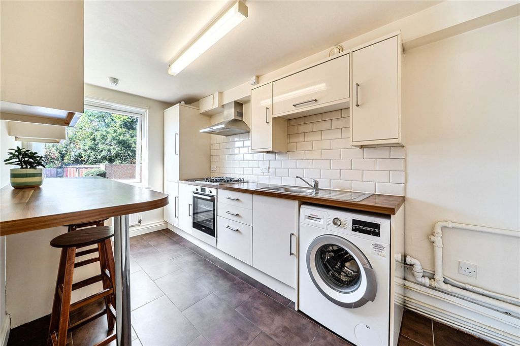 Property photo 3 of 12 Picture No. 04