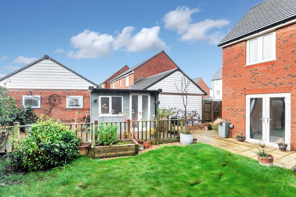 Property photo 2 of 24 Garden