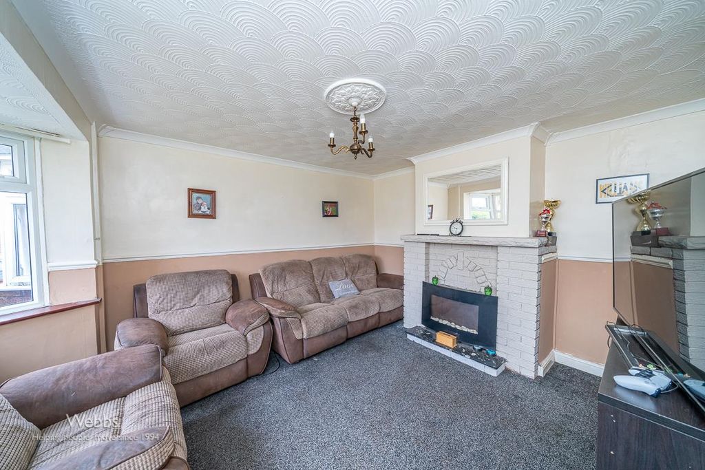Property photo 3 of 19 Â© Webbs Estate Agents Â© (41 Of 94).Jpg