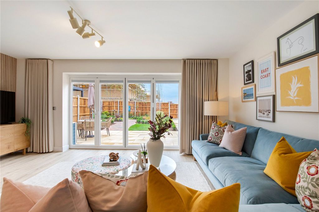 Property photo 3 of 16 Picture 3