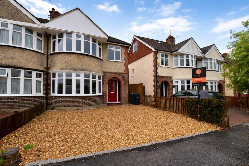 Property photo 2 of 11 Front.Png