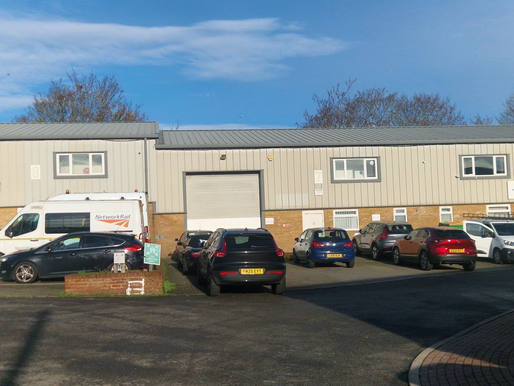 Property photo 3 of 9