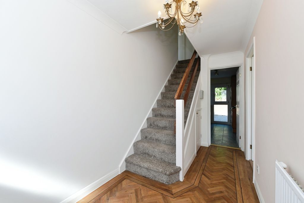 Property photo 3 of 16 Photo