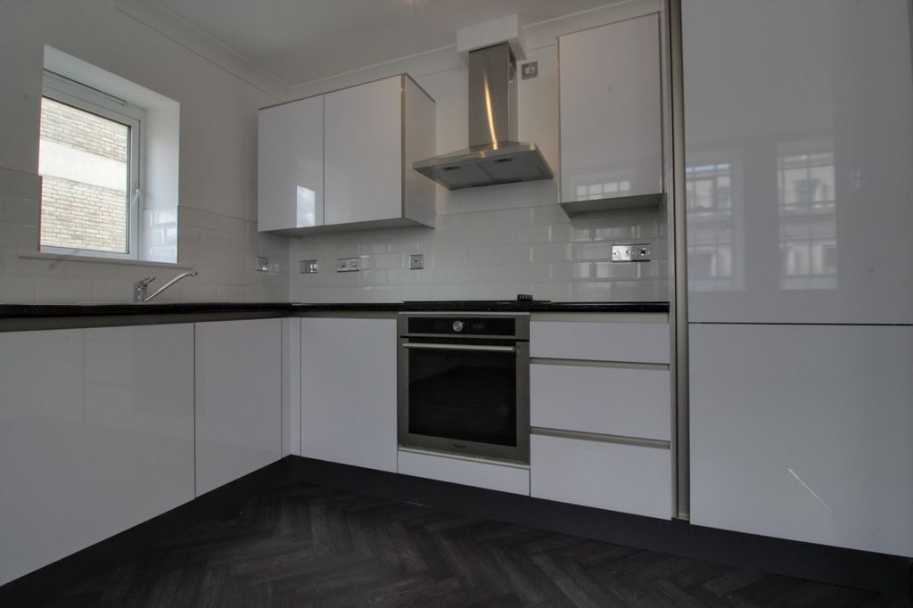 Property photo 3 of 7 Img_2313_4_Original