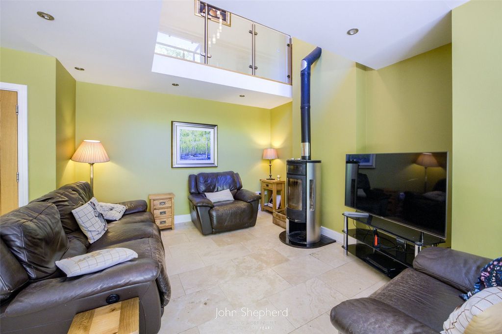 Property photo 3 of 23 Open Plan Kitchen