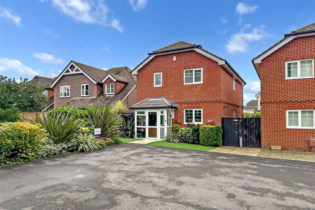 Property photo 1 of 20 Picture No. 03