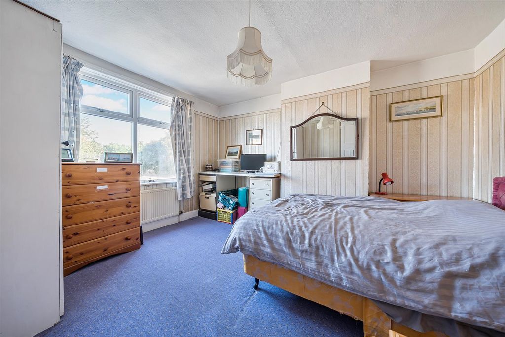 Property photo 3 of 22 1357862-10-68Da6c17Dae62.Jpg