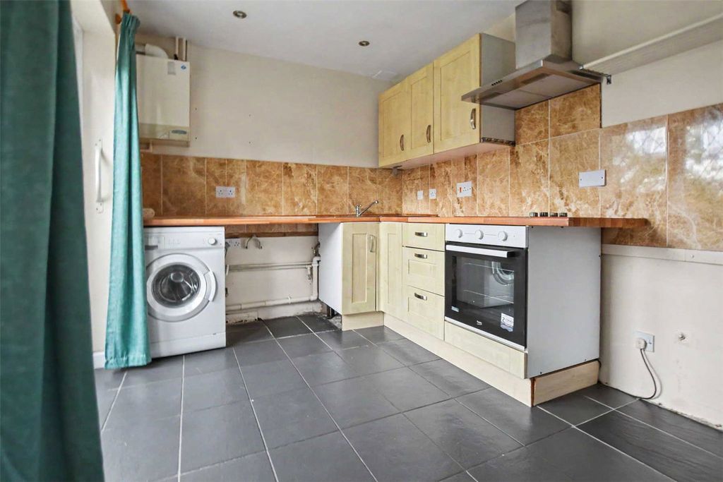 Property photo 2 of 13 Picture No. 39