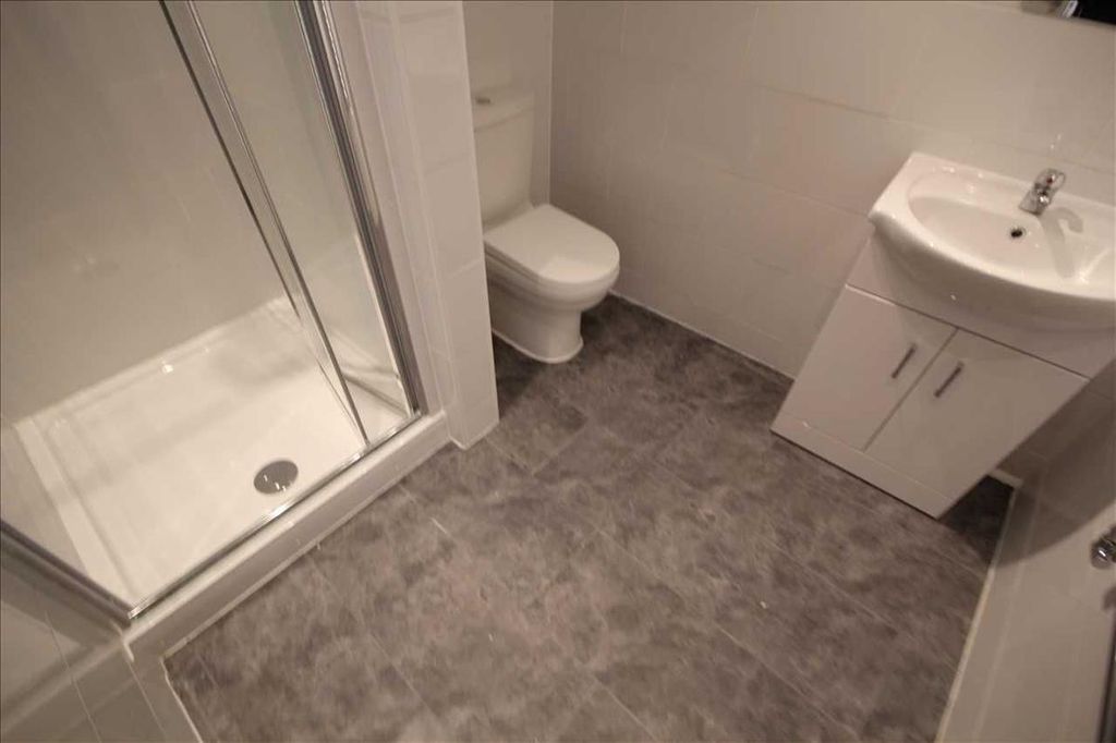 Property photo 3 of 3