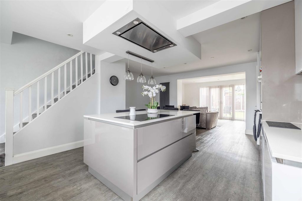 Property photo 1 of 24 85Ls (15 Of 28).Jpg