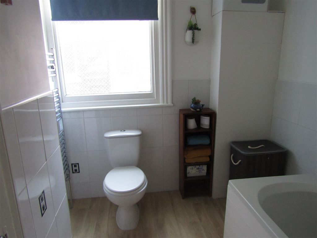 Additional image 16 of 2 bed flat for saleSouthdene, Filey YO14
