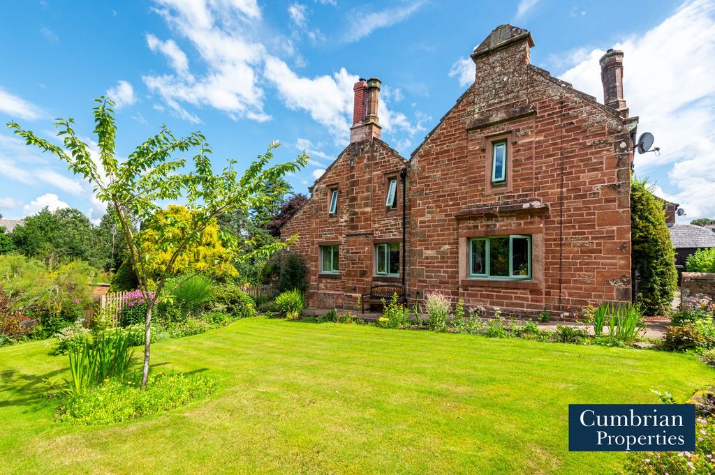 Property photo 1 of 29 External Front