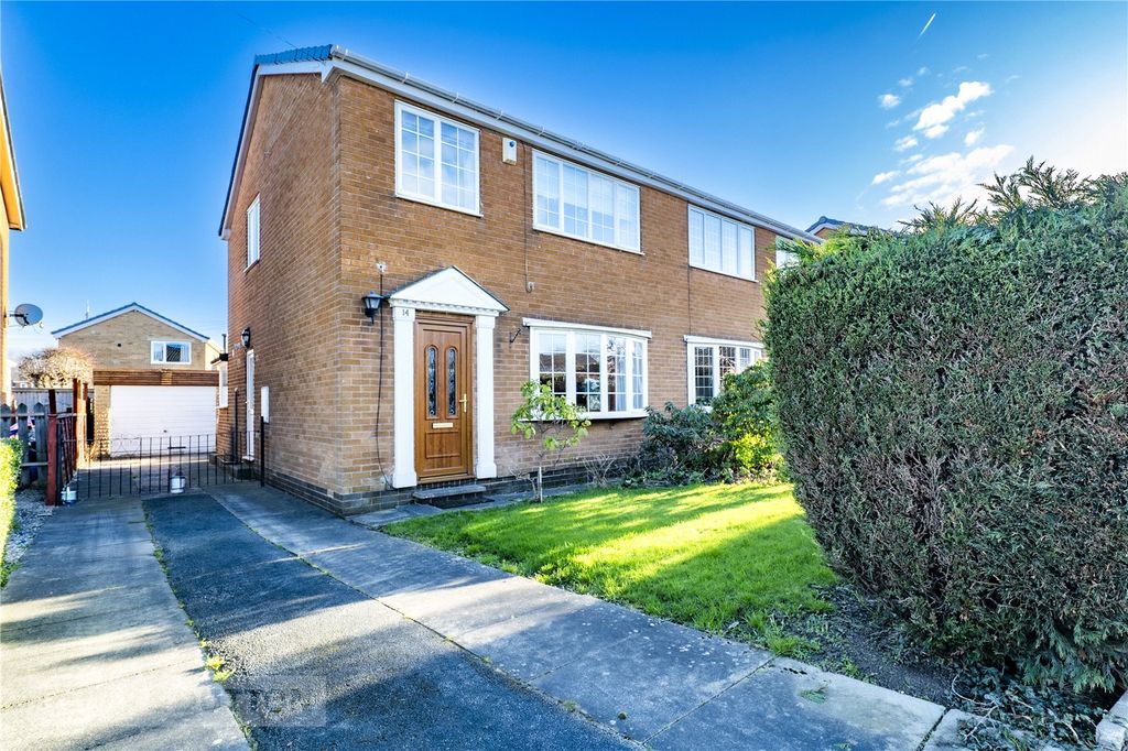 Property photo 1 of 20 Front External