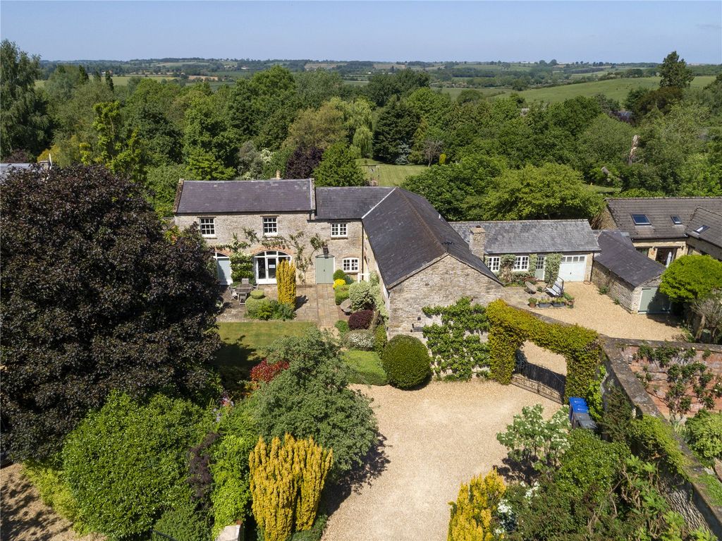 Property photo 1 of 17 Aerial