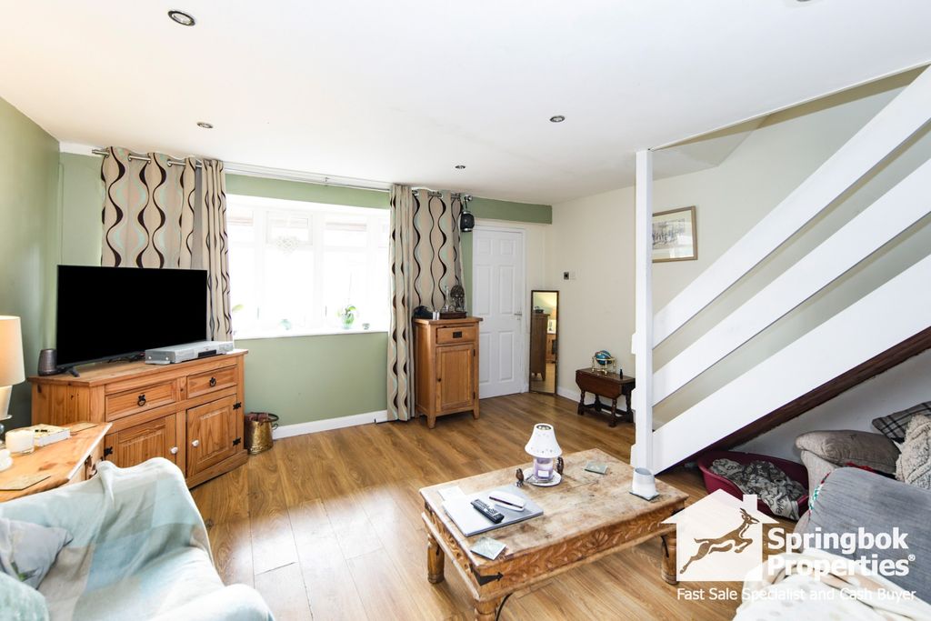 Property photo 3 of 12 Image 2