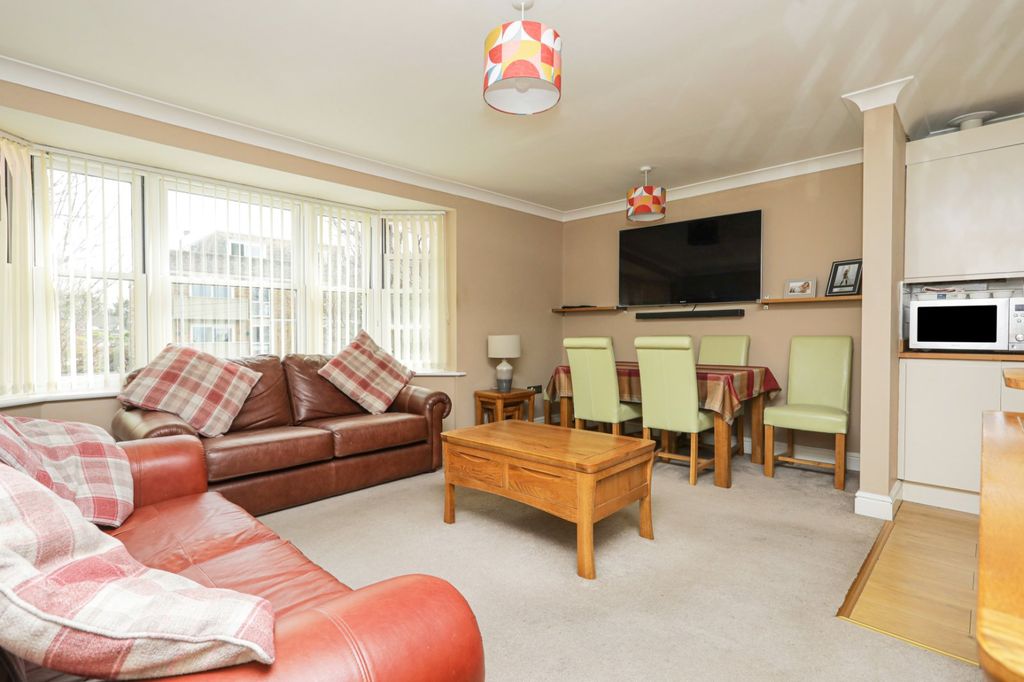 Property photo 3 of 9 Picture 3