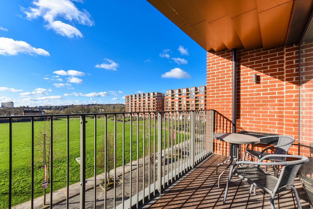 Property photo 3 of 7