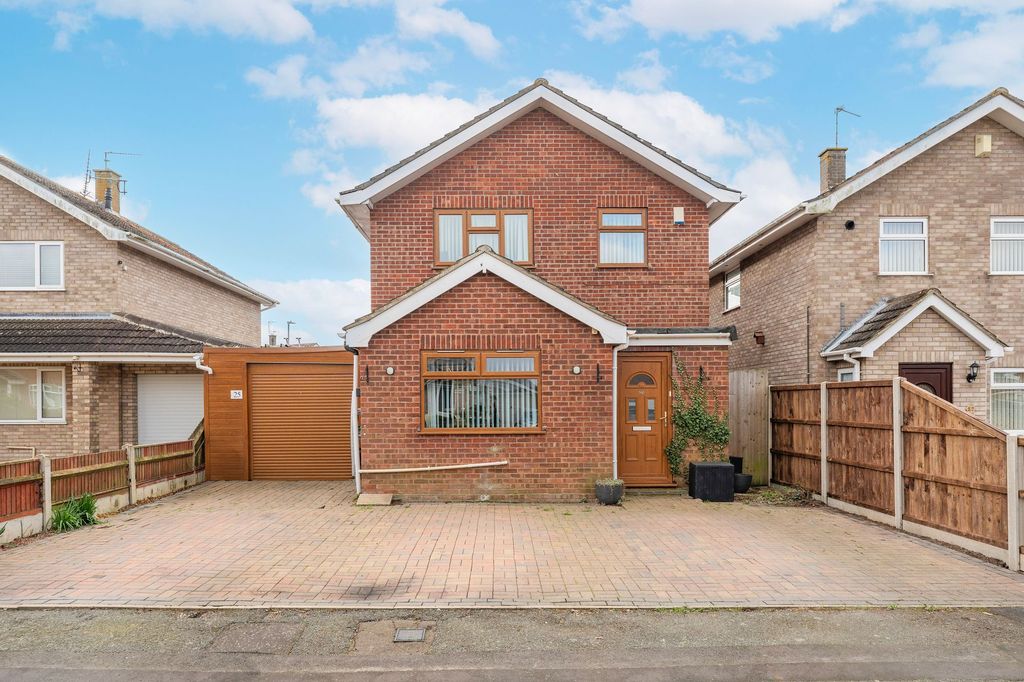 Property photo 1 of 21