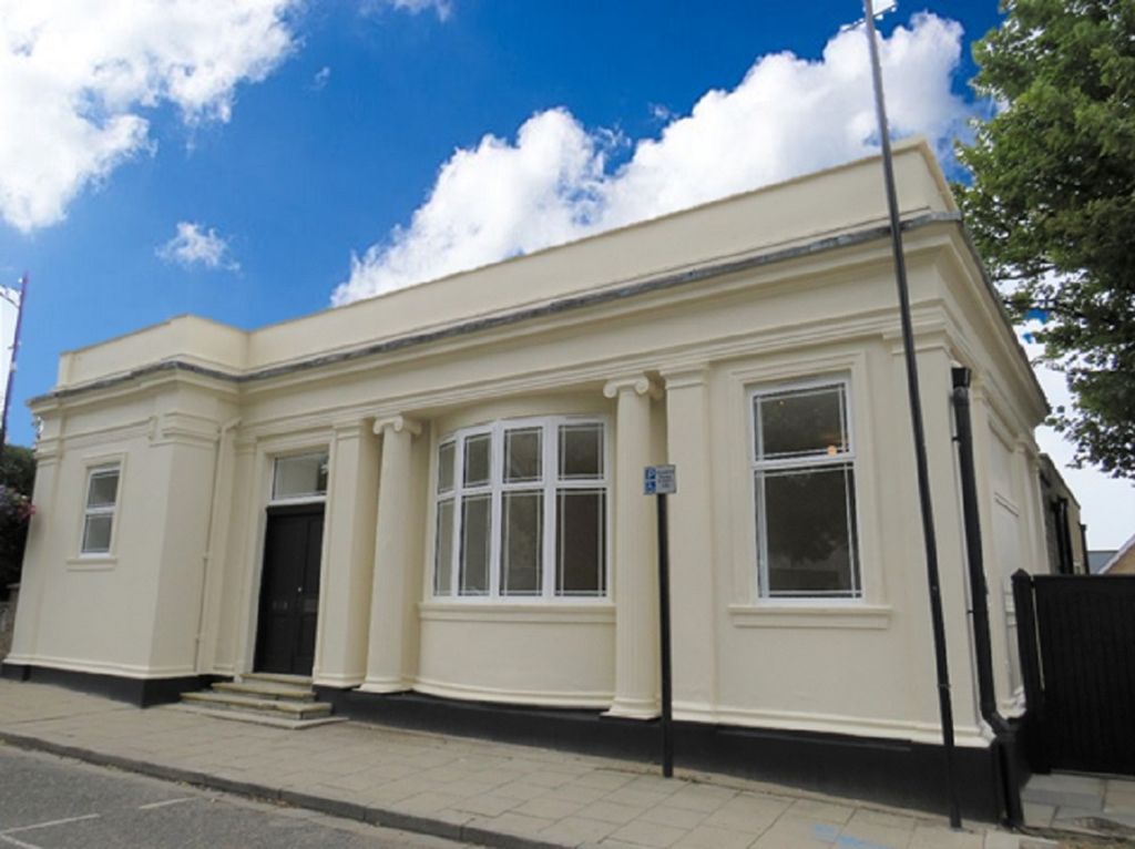 Property photo 1 of 8 View