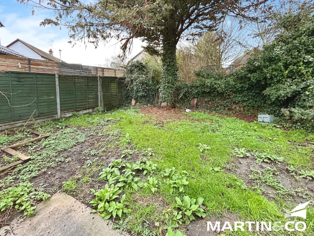 Property photo 3 of 12