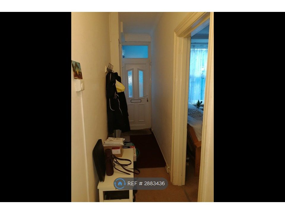 Property photo 2 of 18 Hall