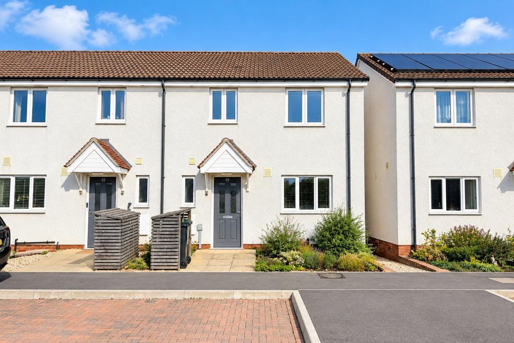 Property photo 1 of 13 85Af6Ca8-75d9-4Eb1-A2A1-Bbd81Fe48220.Png
