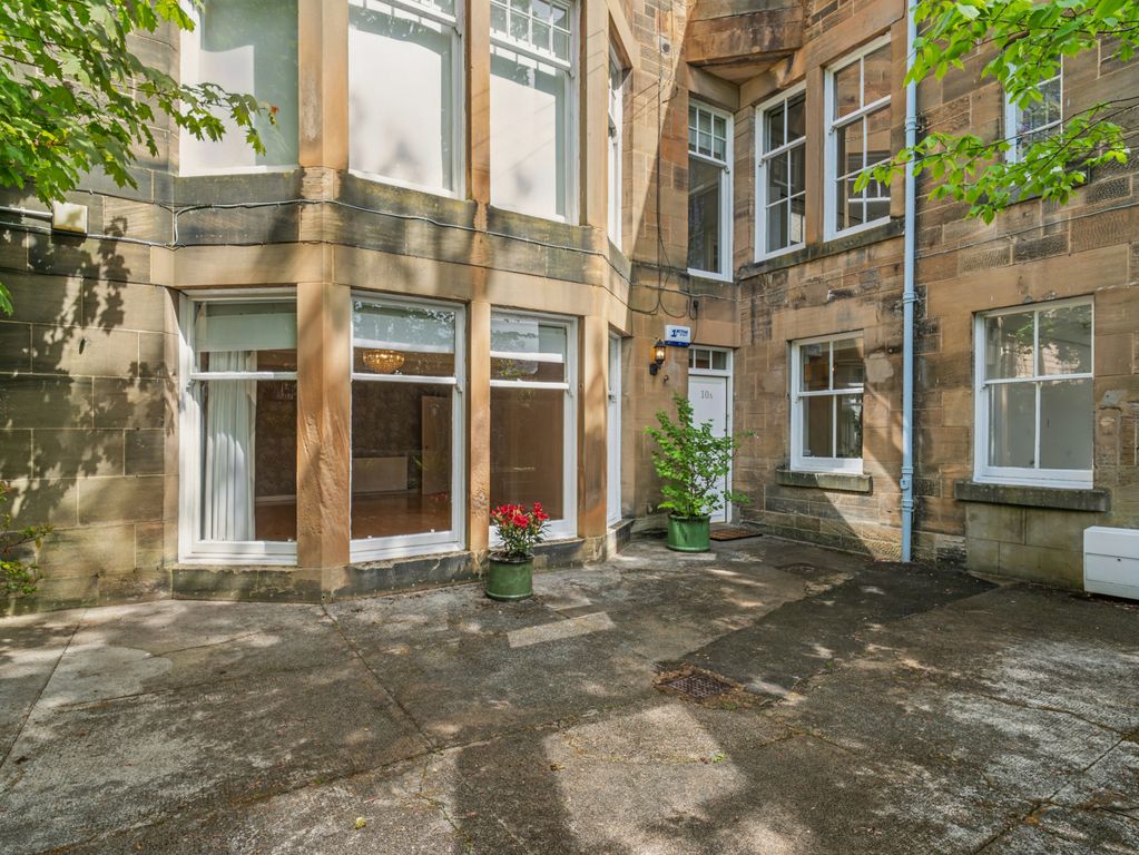 Property photo 2 of 39 2.0