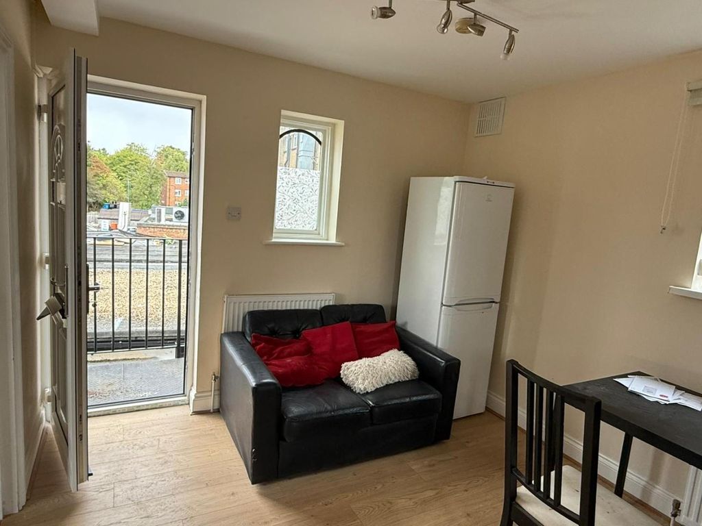 Property photo 1 of 5 Whatsapp Image 2026-06-17 At 16.42.22 (1).Jpeg