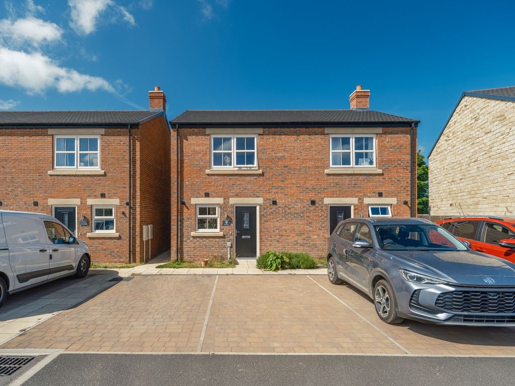 Property photo 1 of 15 5380800