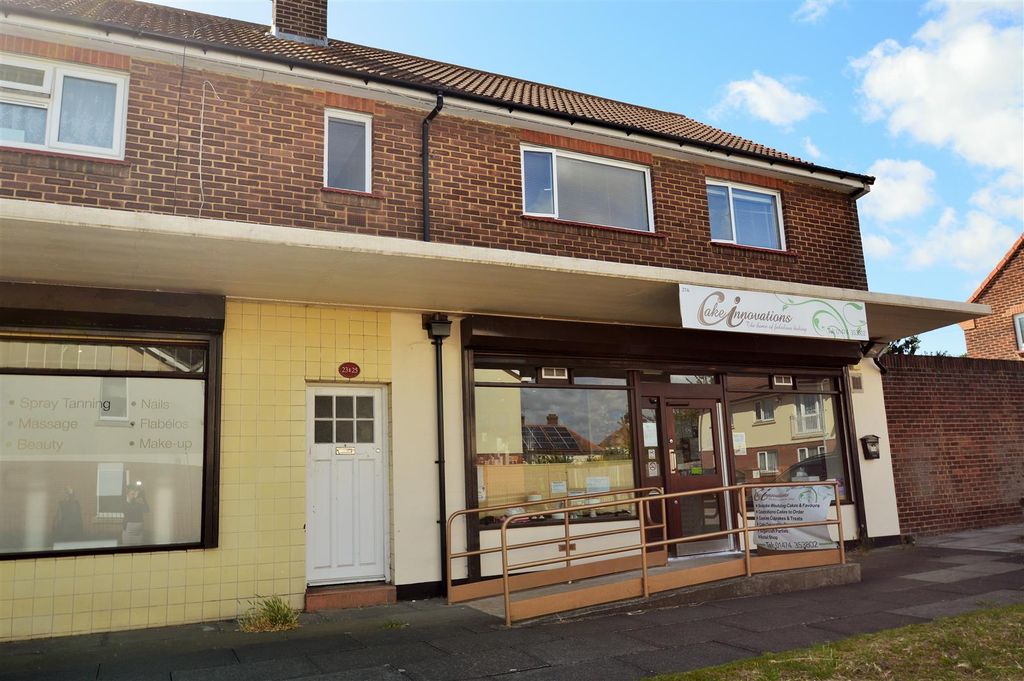 Property photo 1 of 7 External