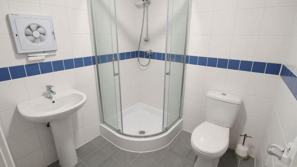 Property photo 3 of 3 Bathroom
