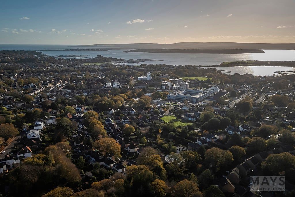 Property photo 2 of 32