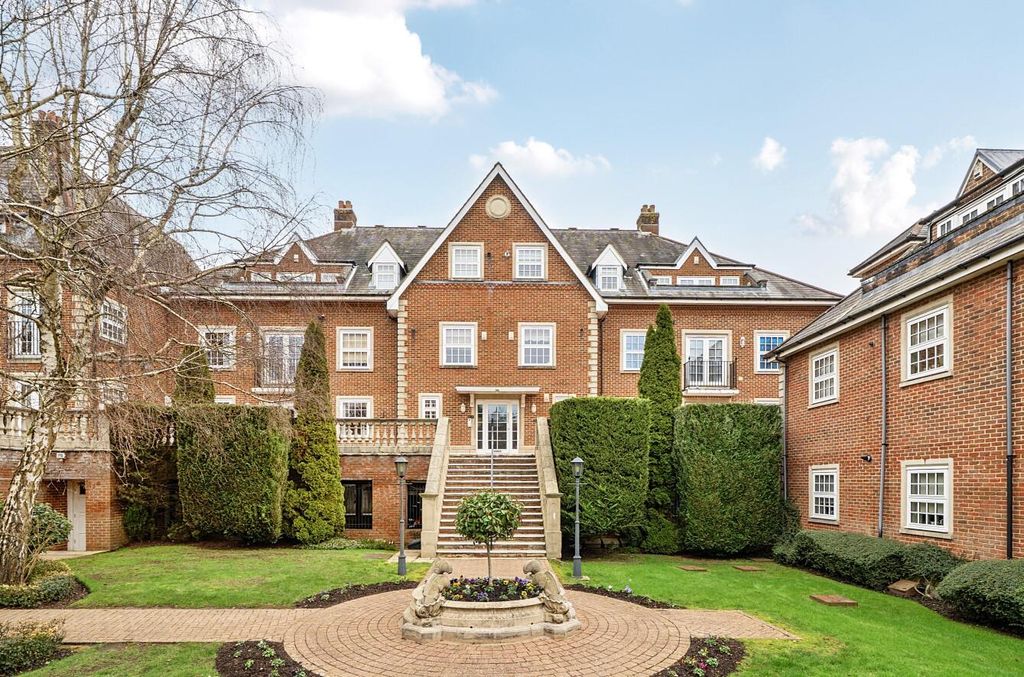 Property photo 1 of 11 Davidson Frost-Wellings, Dfw, Lancaster House, Sta