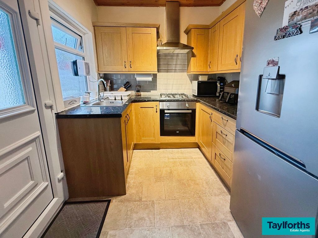 Property photo 2 of 24