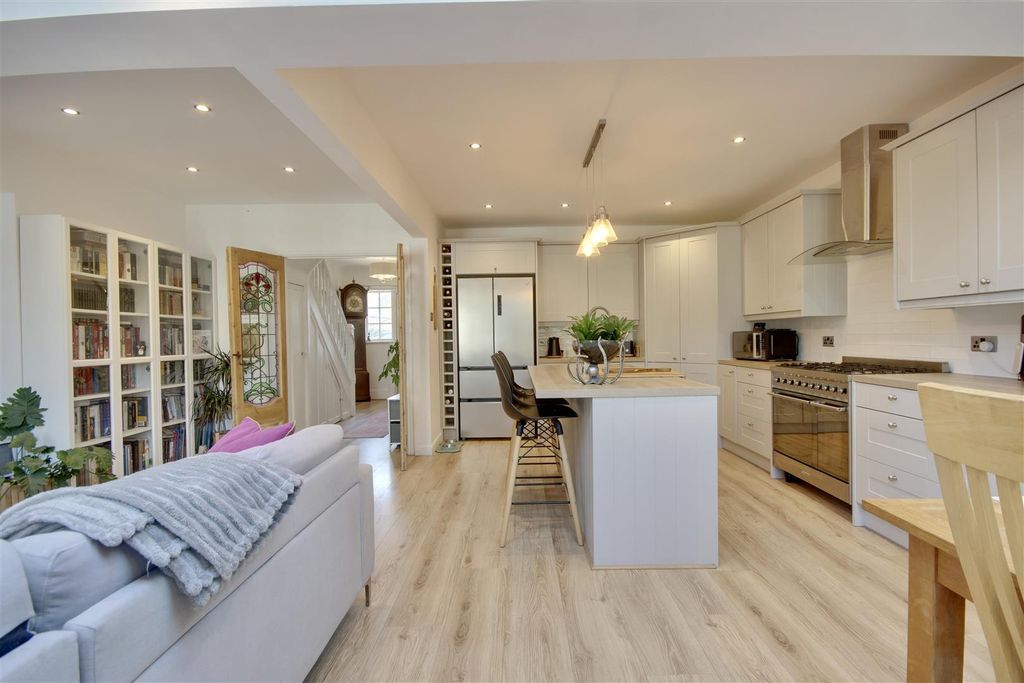 Additional image 27 of 5 bed detached house for saleBrecon Avenue, Portsmouth PO6