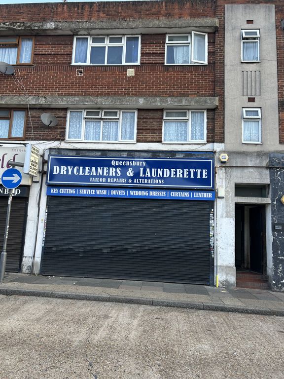 Property photo 1 of 1 211 Streatfield Rd Shop