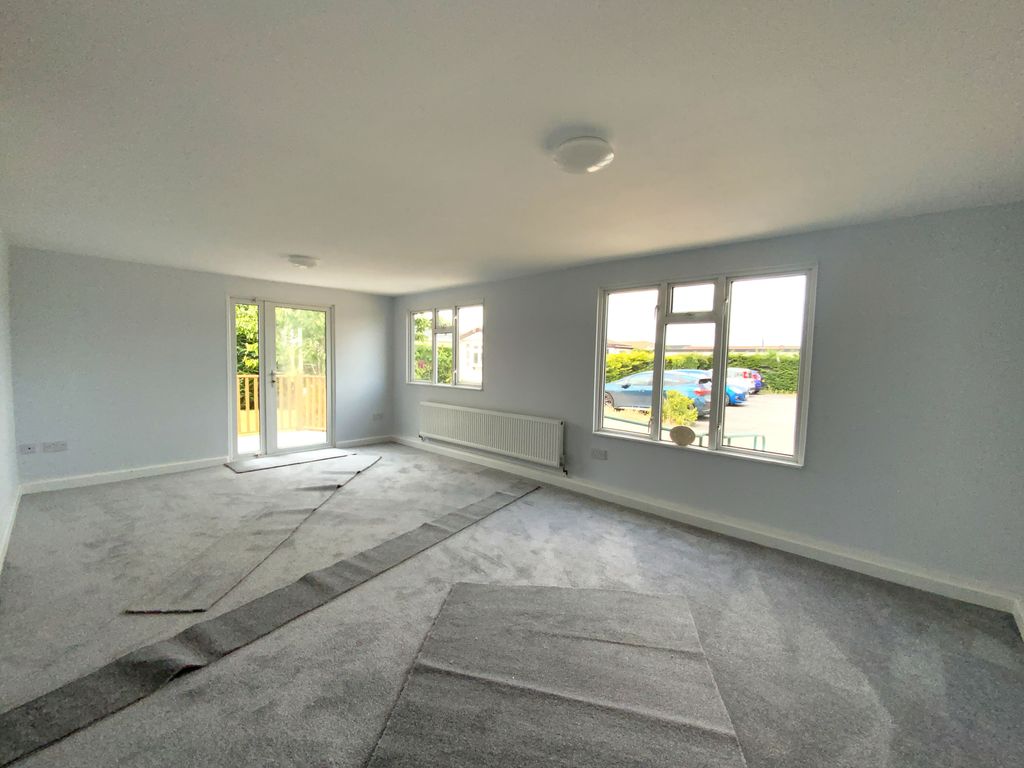 Property photo 2 of 10 Img_1403
