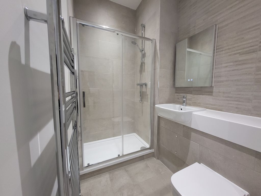Property photo 3 of 5 Bathroom