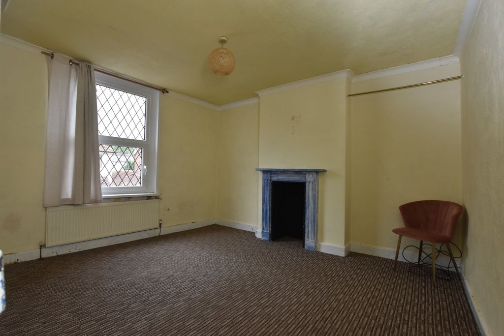 Property photo 3 of 8 Photo 2