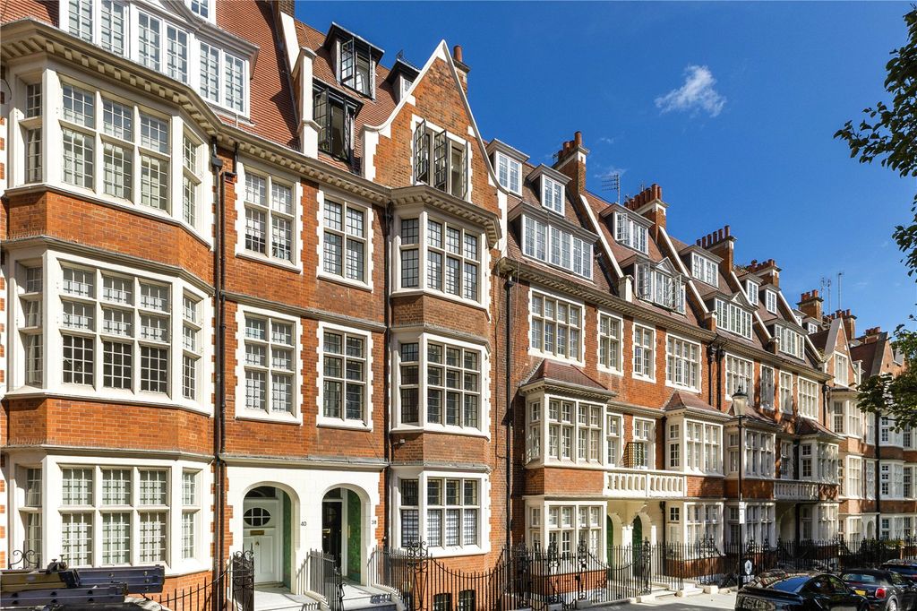 Property photo 1 of 9 Exterior