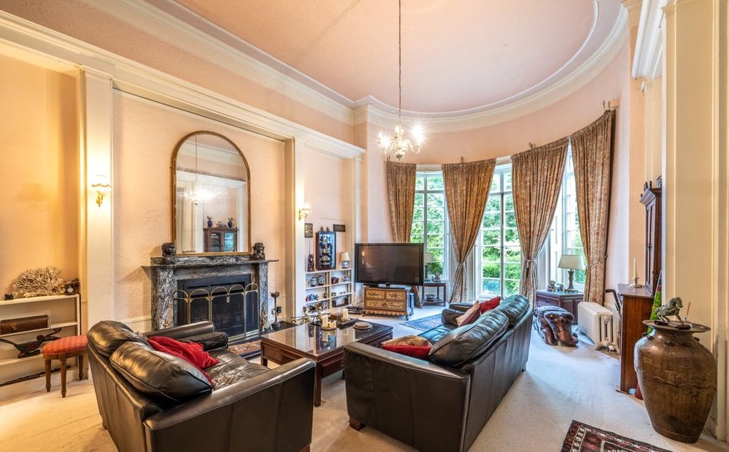 Property photo 3 of 12 Drawing Room