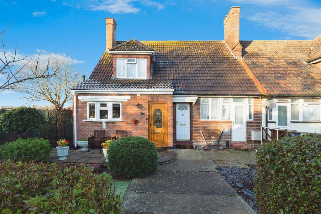 Property photo 1 of 17