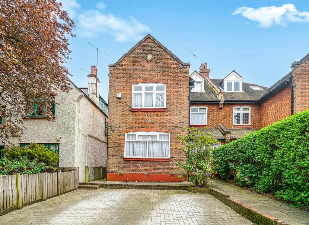 Property photo 1 of 19 Picture No. 23
