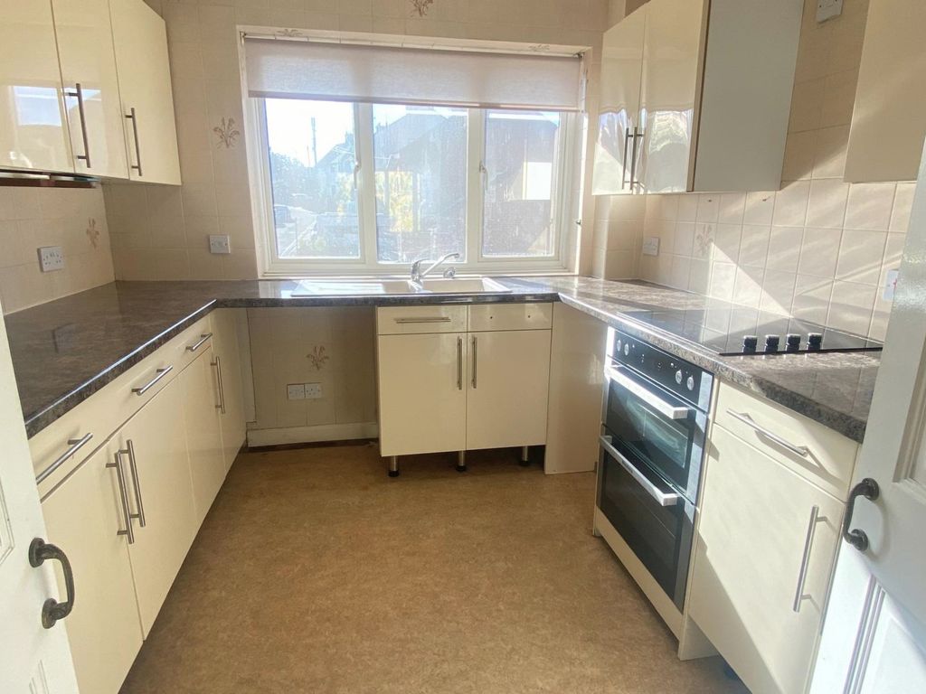 Property photo 3 of 3