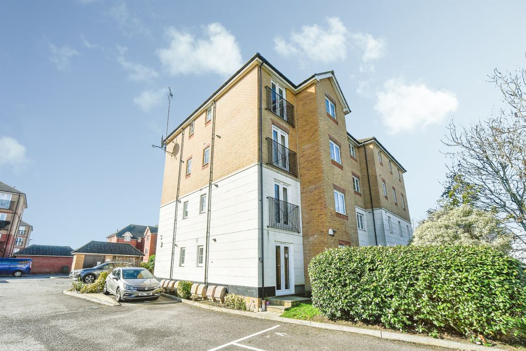 Property photo 1 of 10